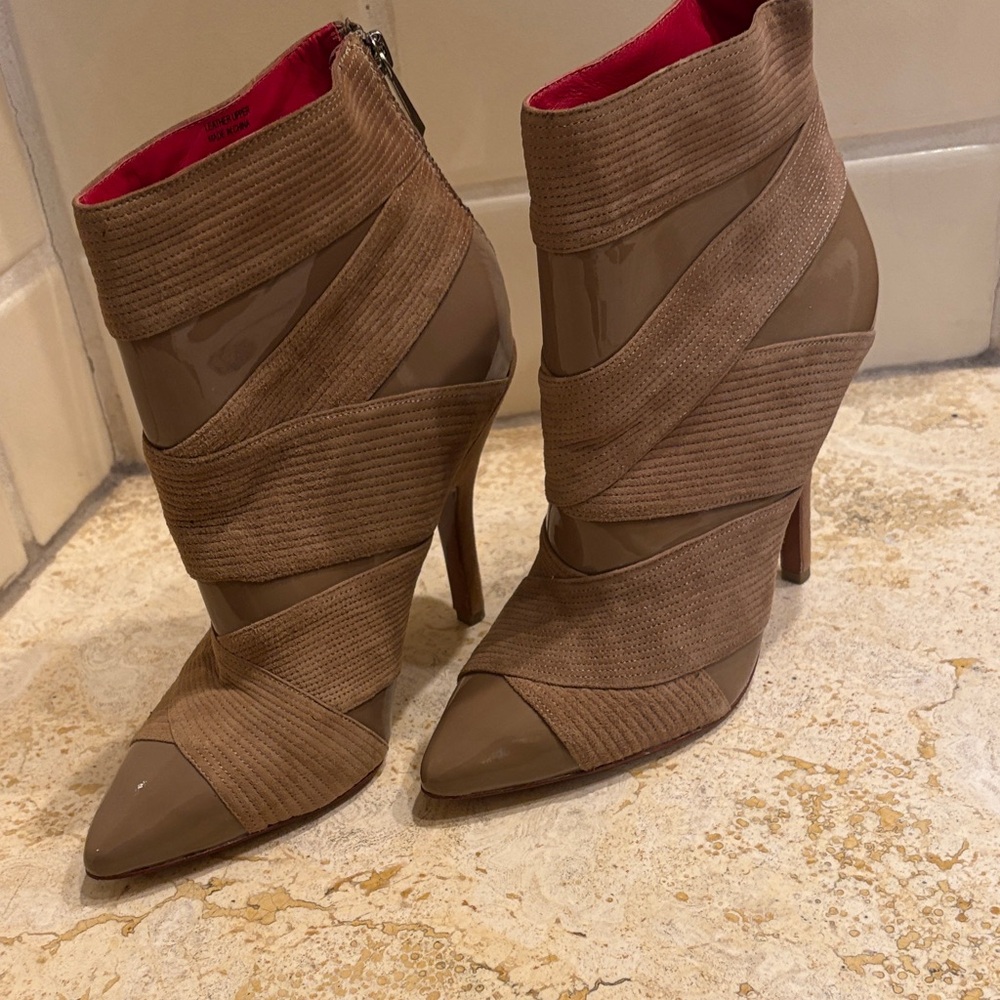 Charles Jourdan Brown Suede & Patent Leather Ankle Boots